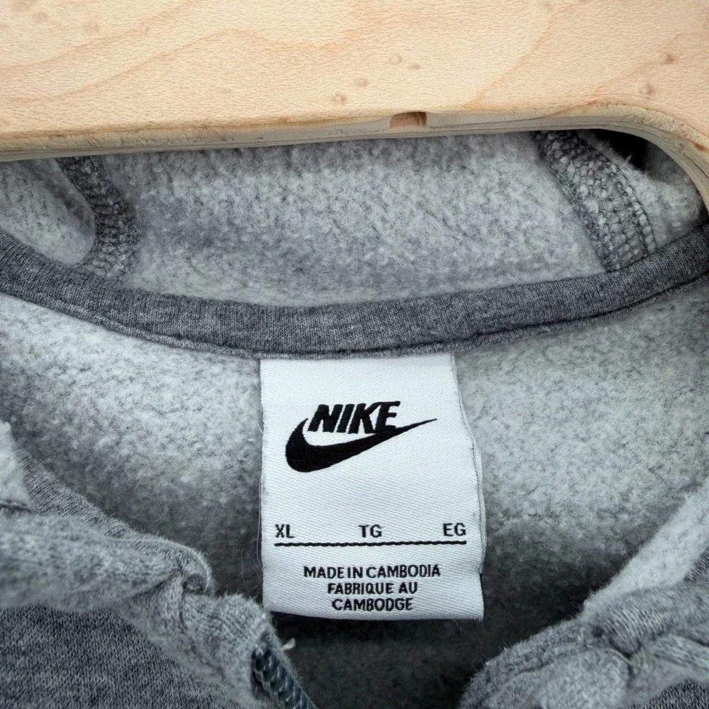 Nike Full Zip Hoodie Kids XL Gray Athletic Fleece Embroidered Logo Sportswear